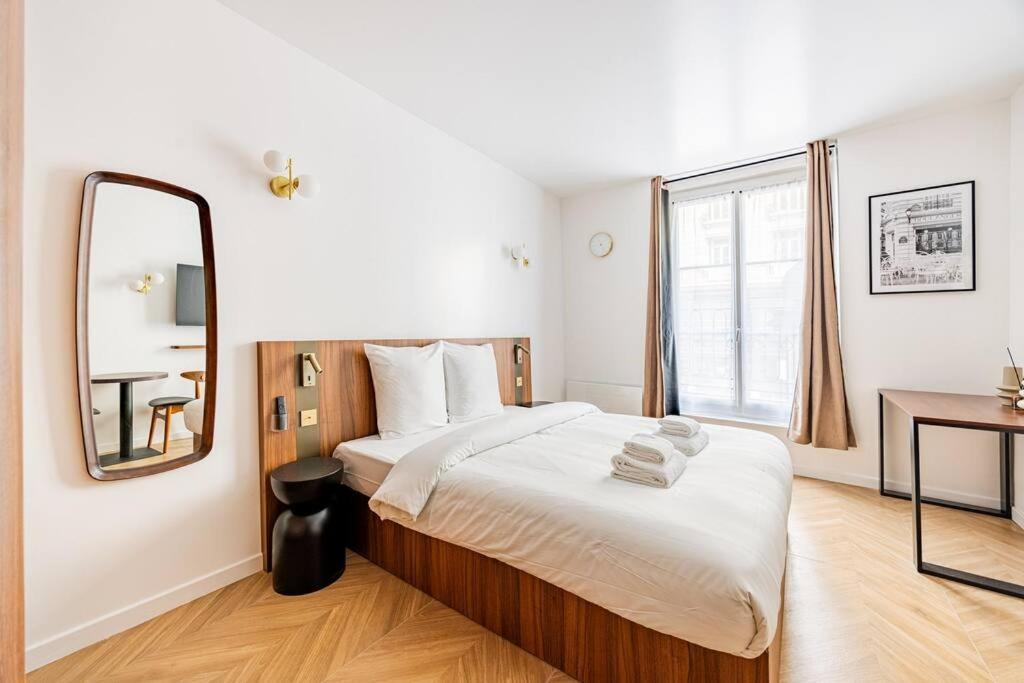 151 Suite Luxueuse-Etienne Marcel-Chatelet-Paris 3 Exterior photo